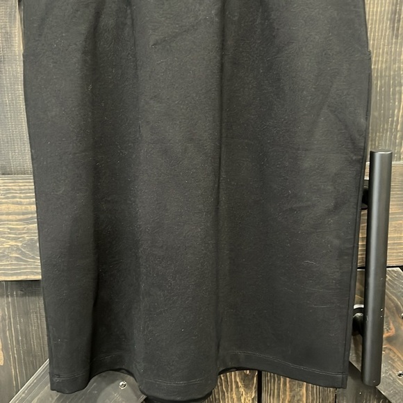 J. McLaughlin Catalyst Dress M Black 3/4 Sleeves Pockets Stretch Knee Length - Picture 8 of 11